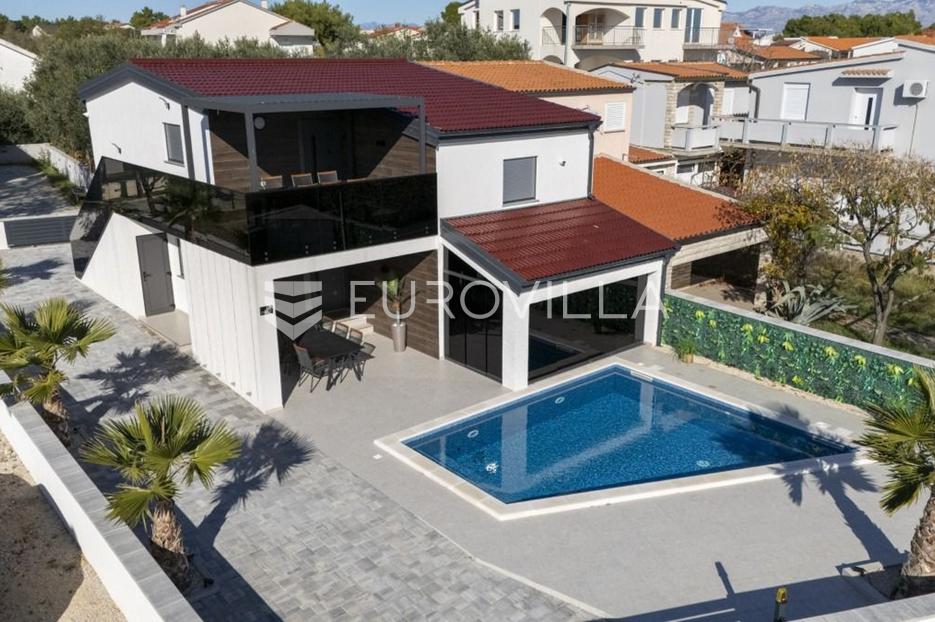 House For sale -  Vir