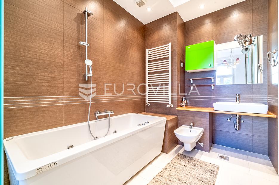 Flat For sale -  Donji Grad