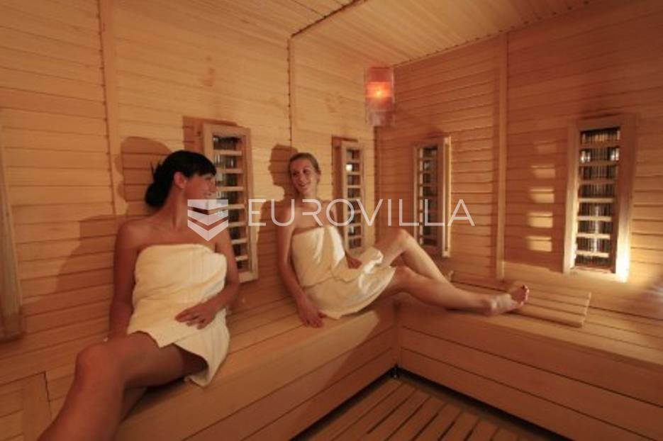 Hotel Na predaj -  Oprtalj