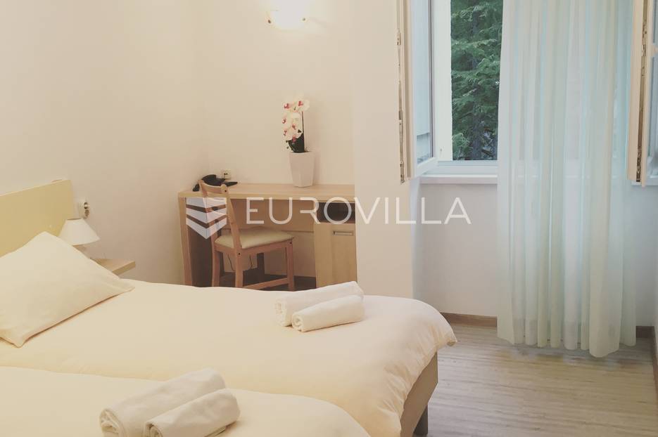 Hotel Na predaj -  Oprtalj
