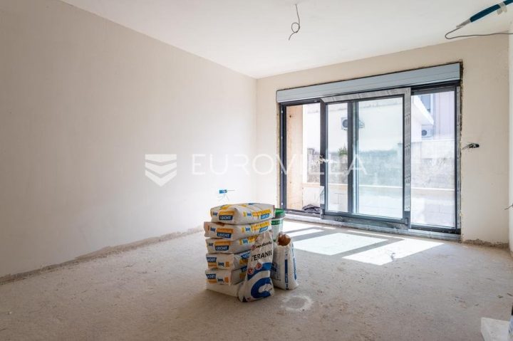 Apartmán na predaj 39 m² – Podstrana