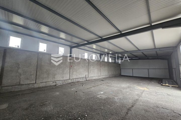 Business premises for sale 200 m² – Industrijska Zona (Čepinska)