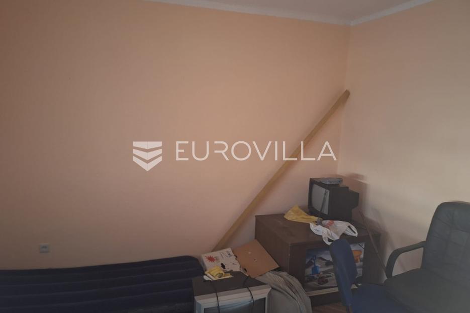 Haus Zu verkaufen -  Karlovac