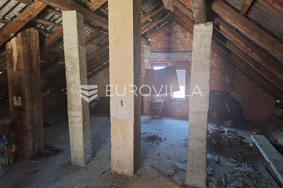 Casa In vendita - Karlovačka Karlovac