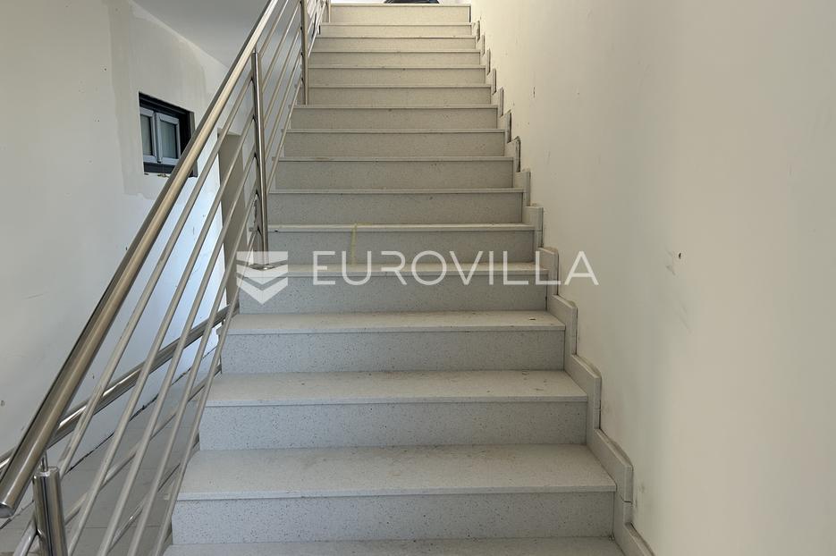 Mieszkanie Na sprzedaż - Zadarska Pakoštane