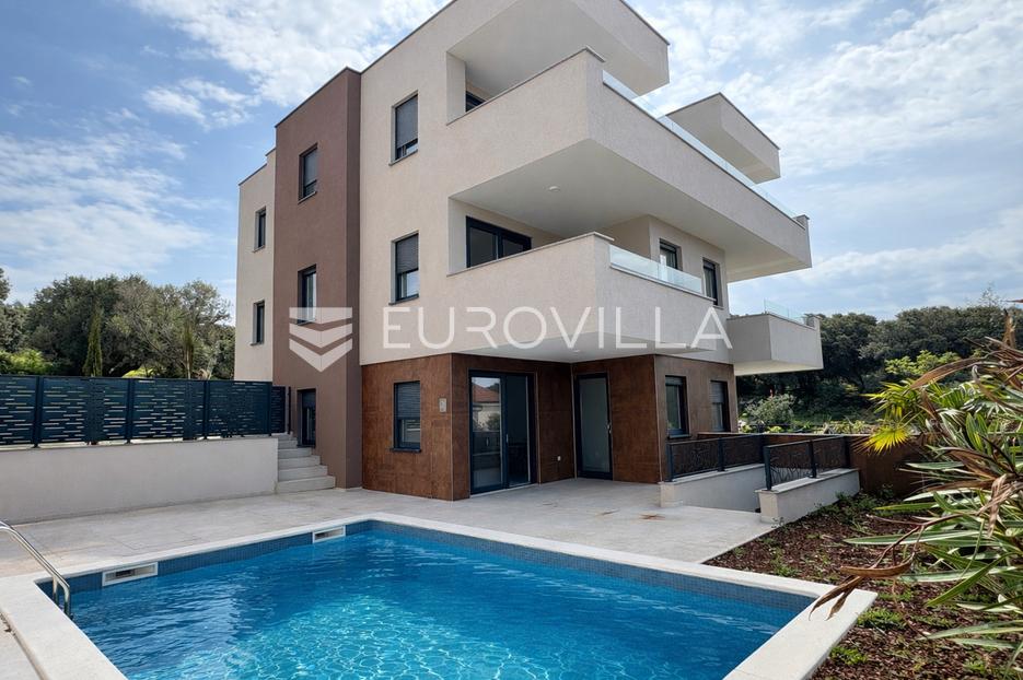 Apartmán Na predaj -  Novalja
