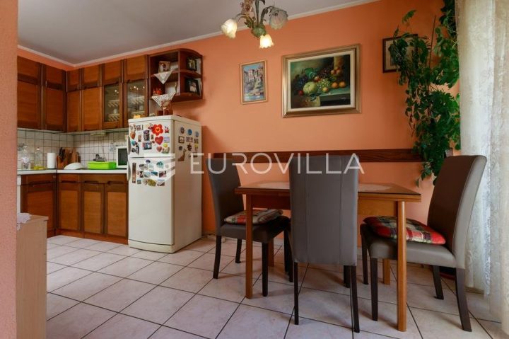 Apartmán na predaj 75 m² – Škurinje