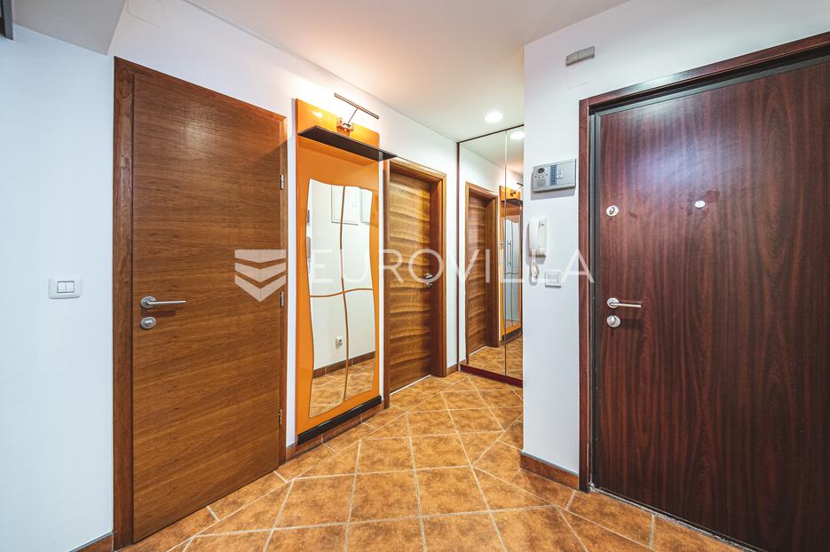 Apartmán Na predaj -  Trnje