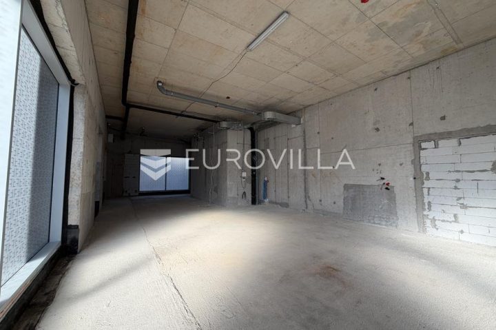 Poslovni prostor za najam 138 m² – Donji Grad