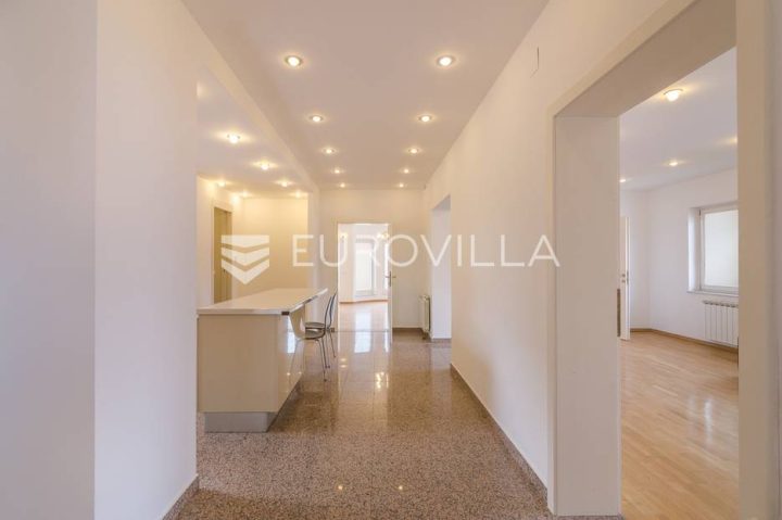 House For rent - Grad Zagreb Podsljeme - foto 2/23
