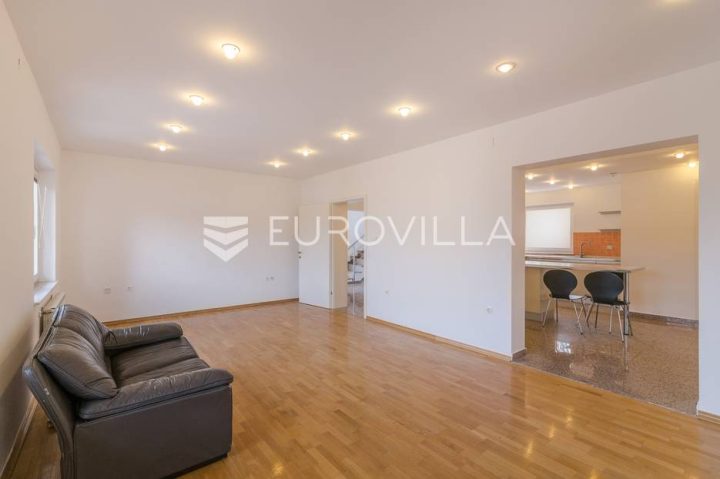 House For rent - Grad Zagreb Podsljeme - foto 4/23