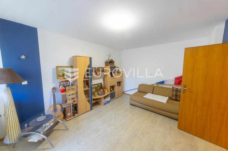 Haus Zu verkaufen -  Osijek
