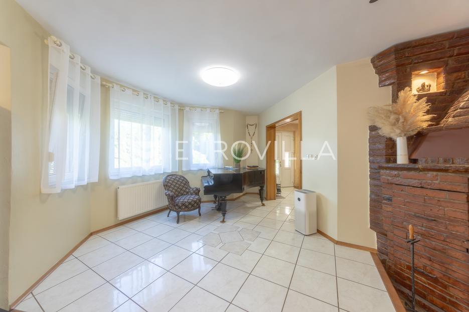 Haus Zu verkaufen -  Osijek