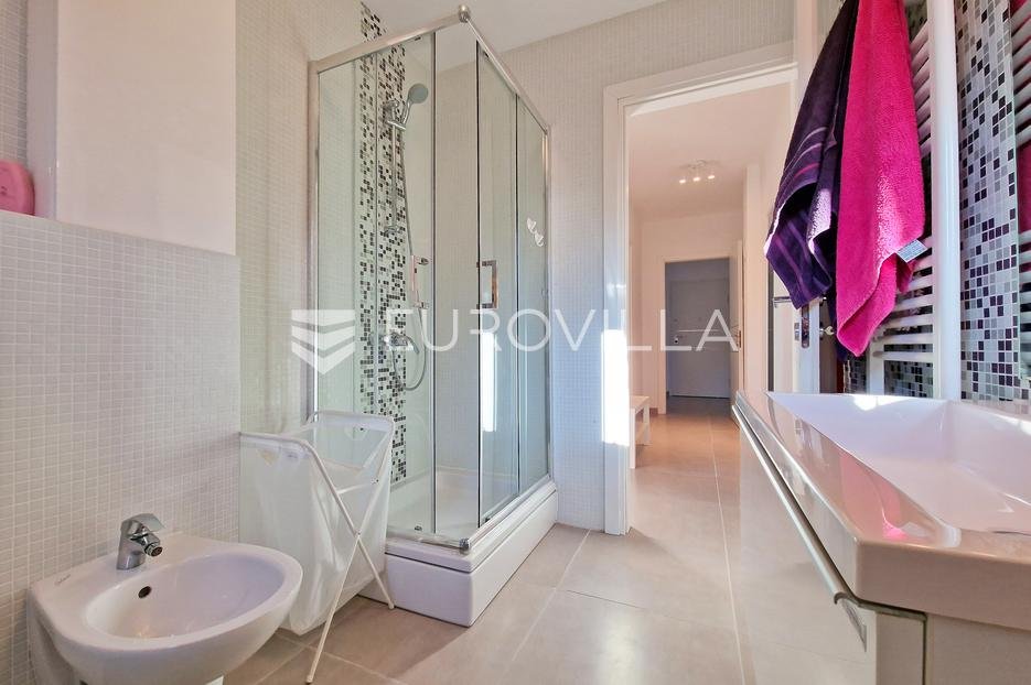 Appartement À vendre - Istarska Fažana