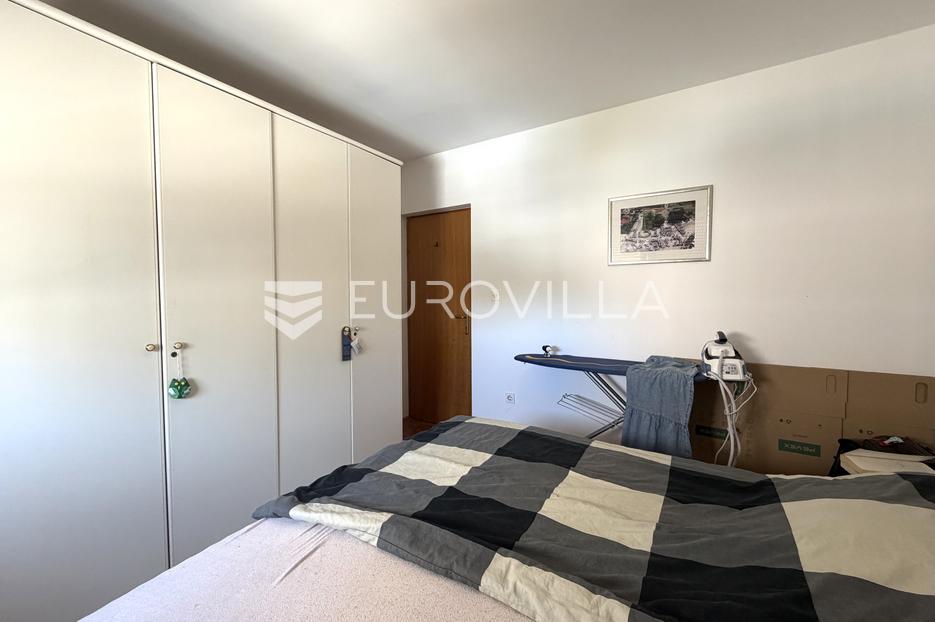 Apartment Zu verkaufen -  Pula