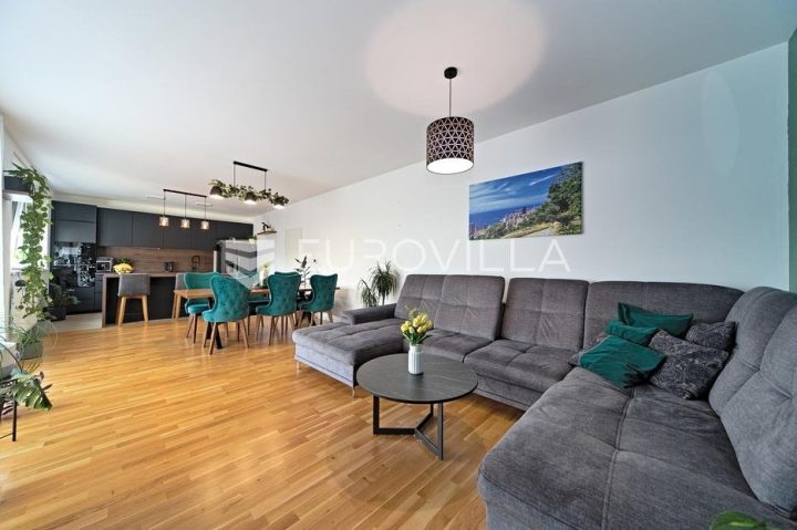 Flat for sale 119 m² – Retfala