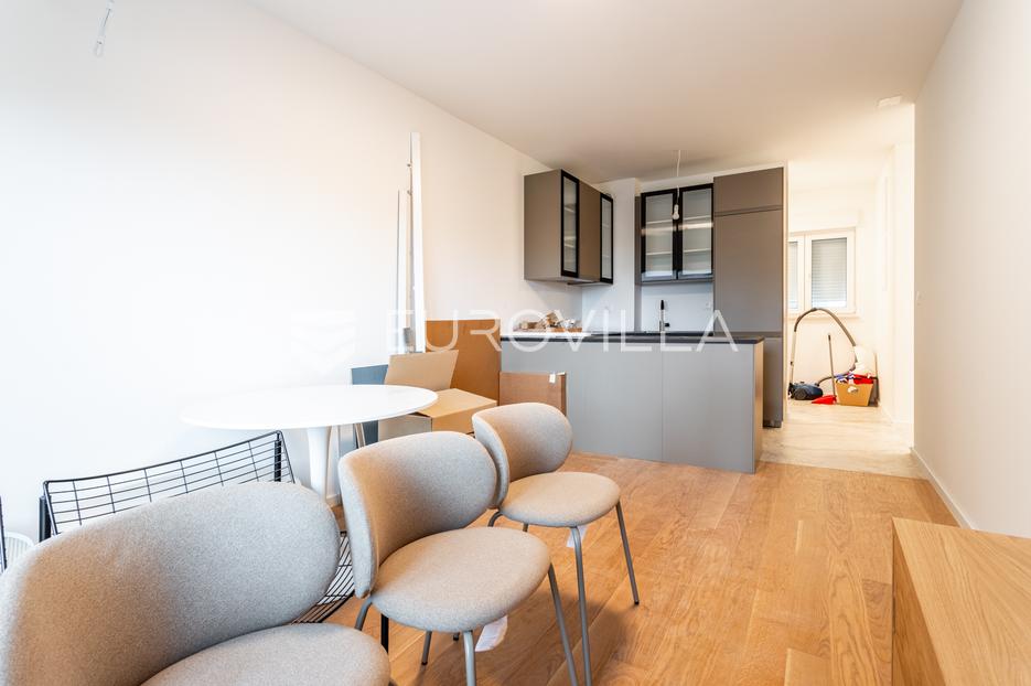 Appartamento In vendita - Splitsko-dalmatinska Split - foto 3/12