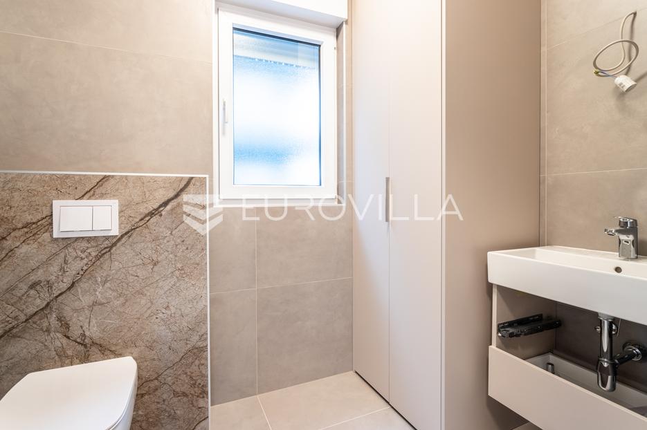 Appartamento In vendita - Splitsko-dalmatinska Split