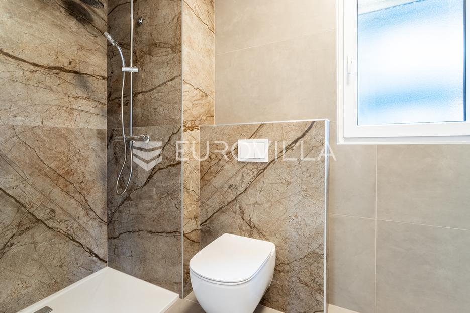 Appartamento In vendita - Splitsko-dalmatinska Split