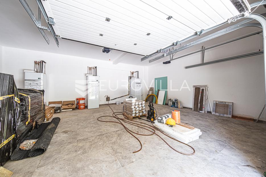 Apartma Naprodaj - Grad Zagreb Črnomerec