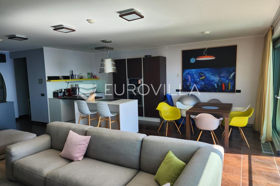 Appartement À vendre - Primorsko-goranska Opatija - foto 2/8