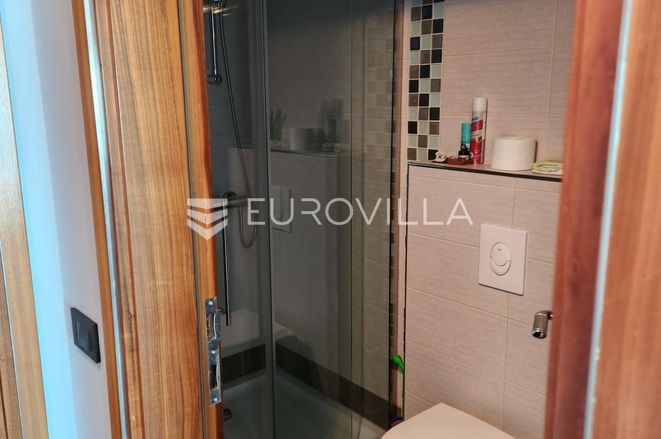 Appartement À vendre - Primorsko-goranska Opatija
