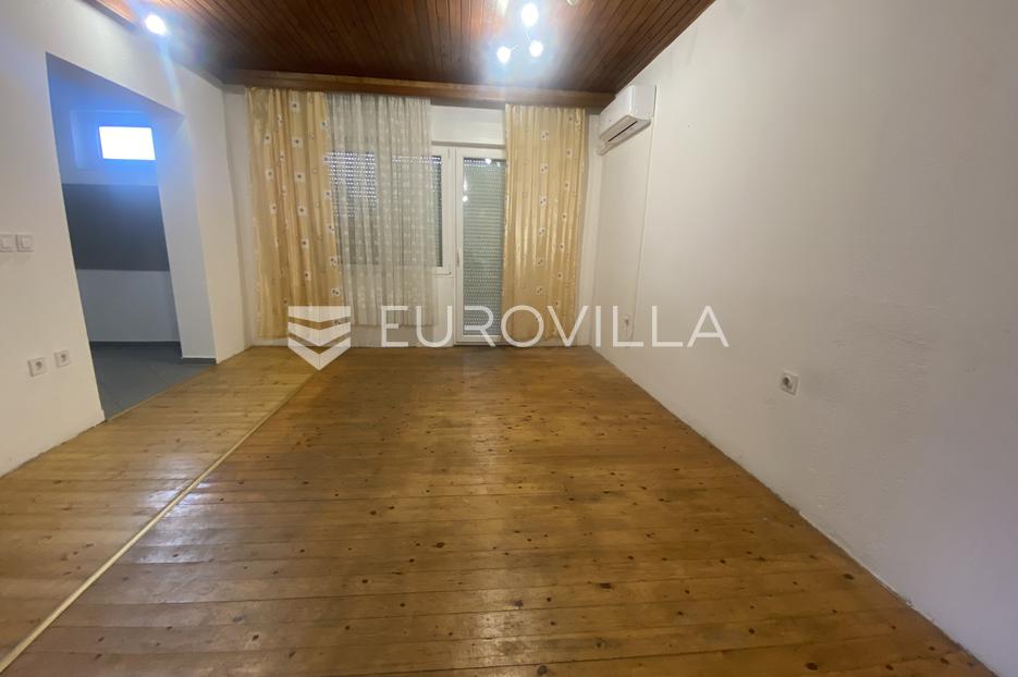 Maison À vendre -  Slavonski Brod