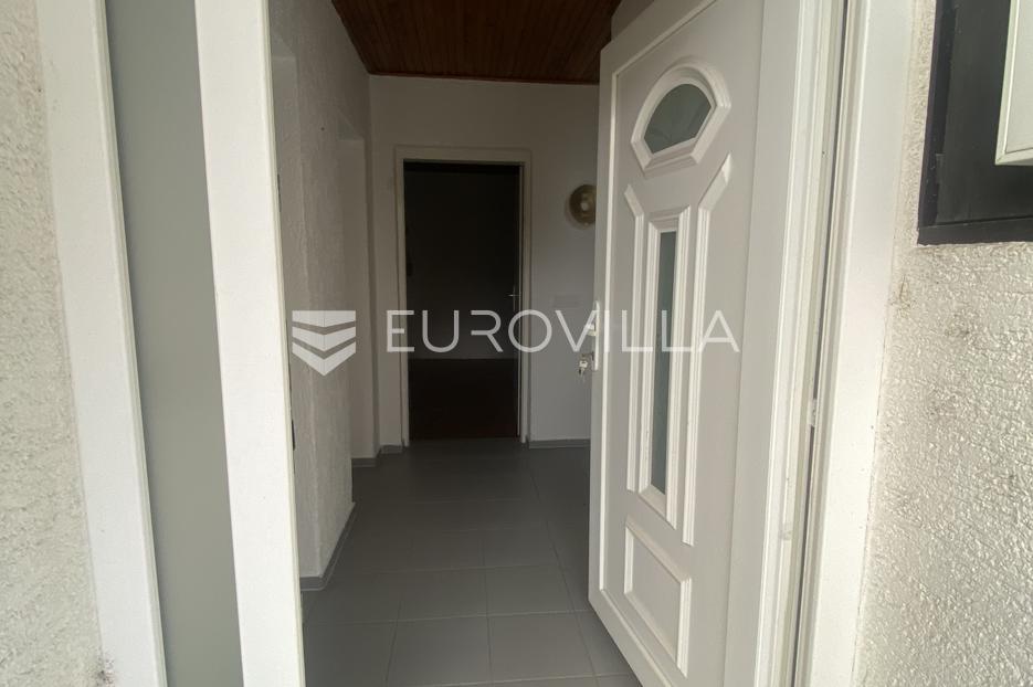 Maison À vendre -  Slavonski Brod