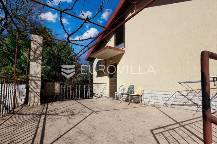 Haus Zu verkaufen - Primorsko-goranska Lovran - foto 3/15