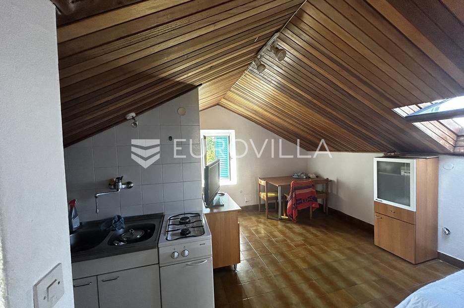 House For sale -  Preko