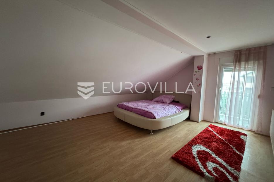 Kuća Na prodaju - Osječko-baranjska Đakovo
