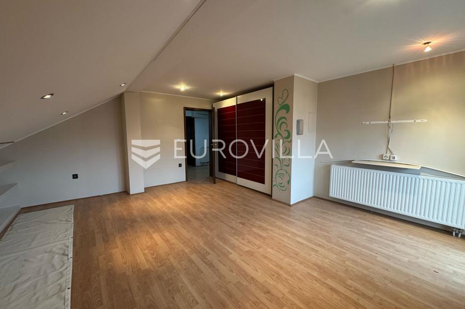 Kuća Na prodaju - Osječko-baranjska Đakovo