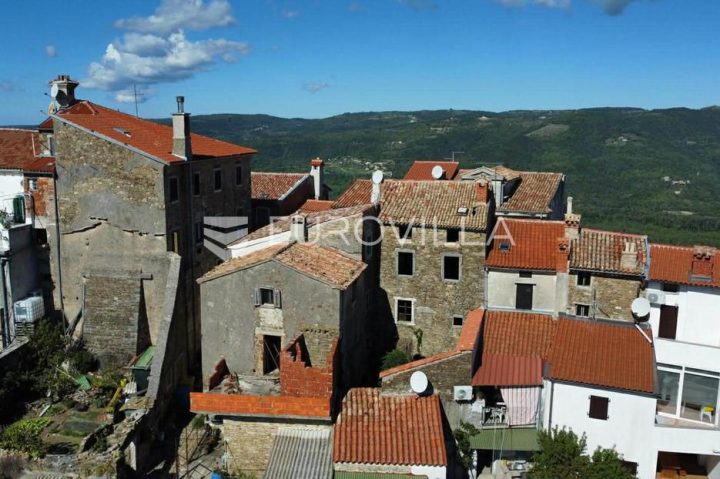 Dom na sprzedaż 200 m² – Motovun