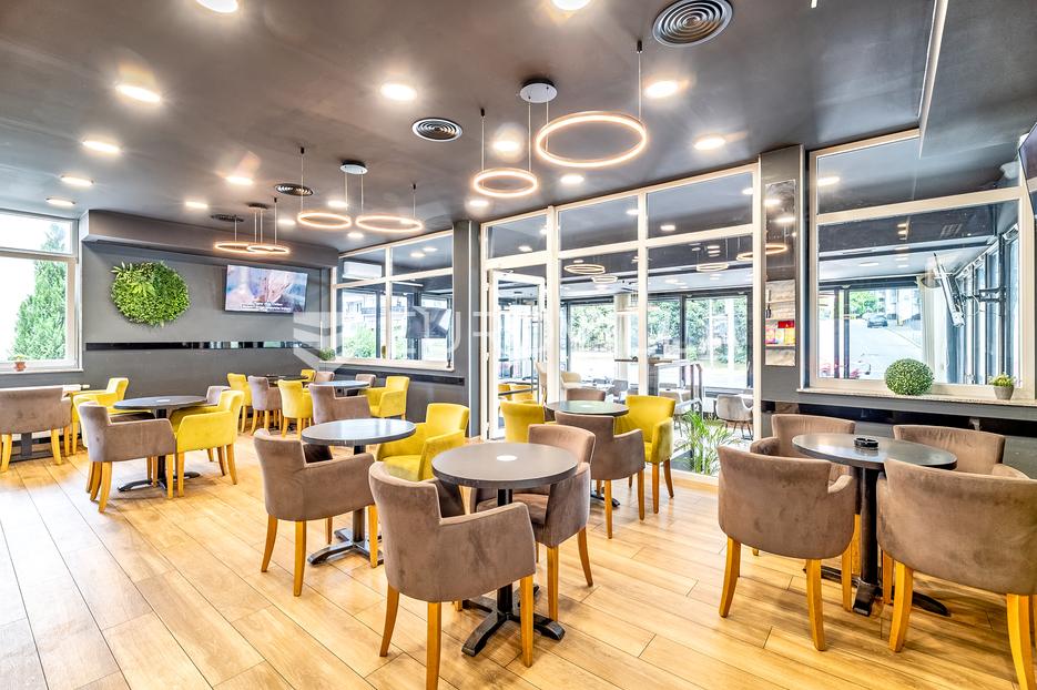 Business premises For sale - Grad Zagreb Sesvete - foto 1/9