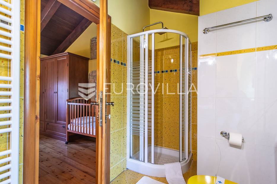 Haus Zu verkaufen -  Žminj