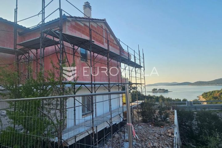 Dům na prodej 250 m² – Primošten