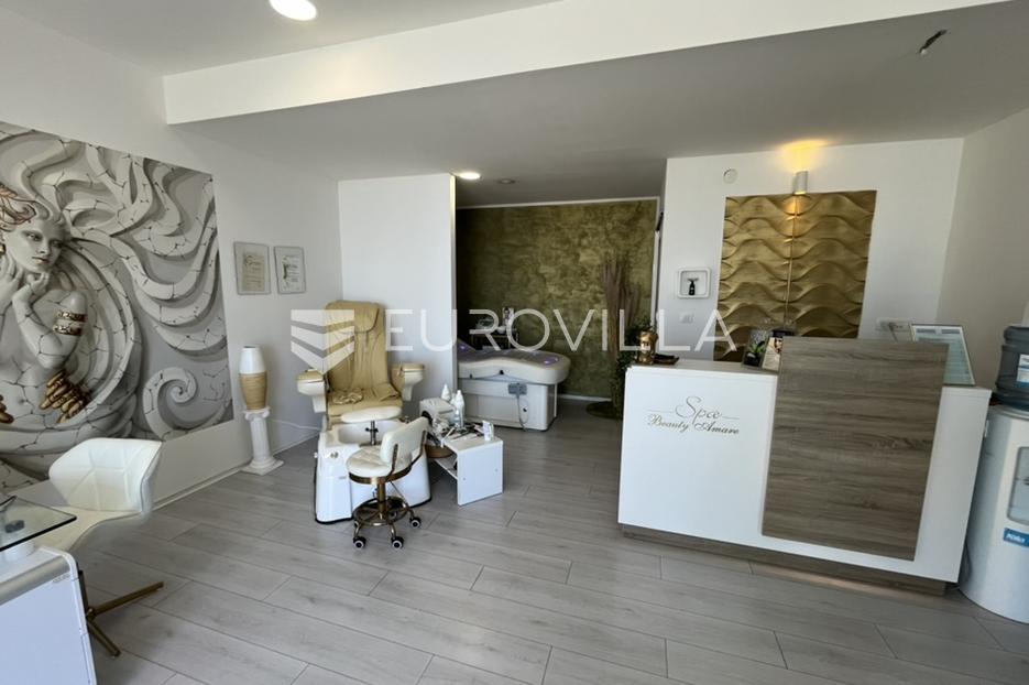 Locaux commerciaux À vendre -  Rovinj