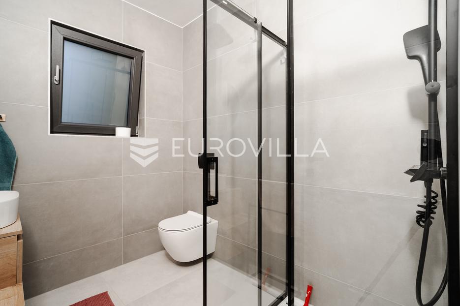 Appartamento In vendita -  Privlaka