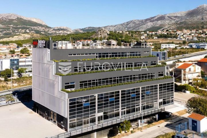 Locaux commerciaux à vendre 977 m² – Dračevac