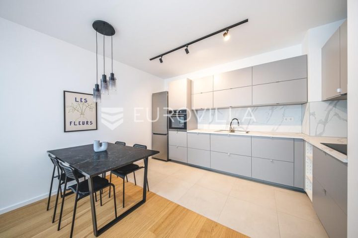 Appartement À louer - Grad Zagreb Stenjevec - foto 5/11