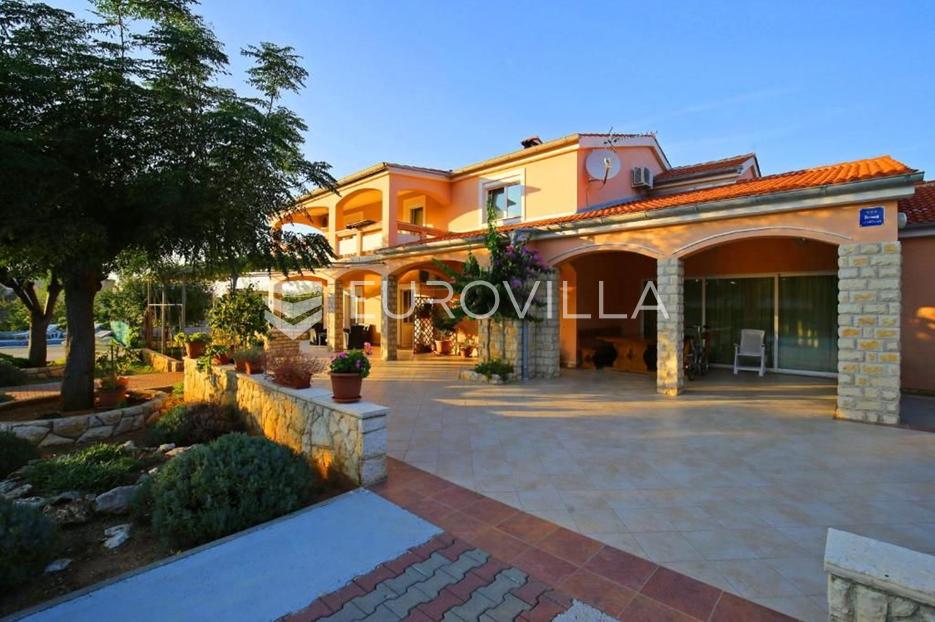 Casa In vendita -  Vir
