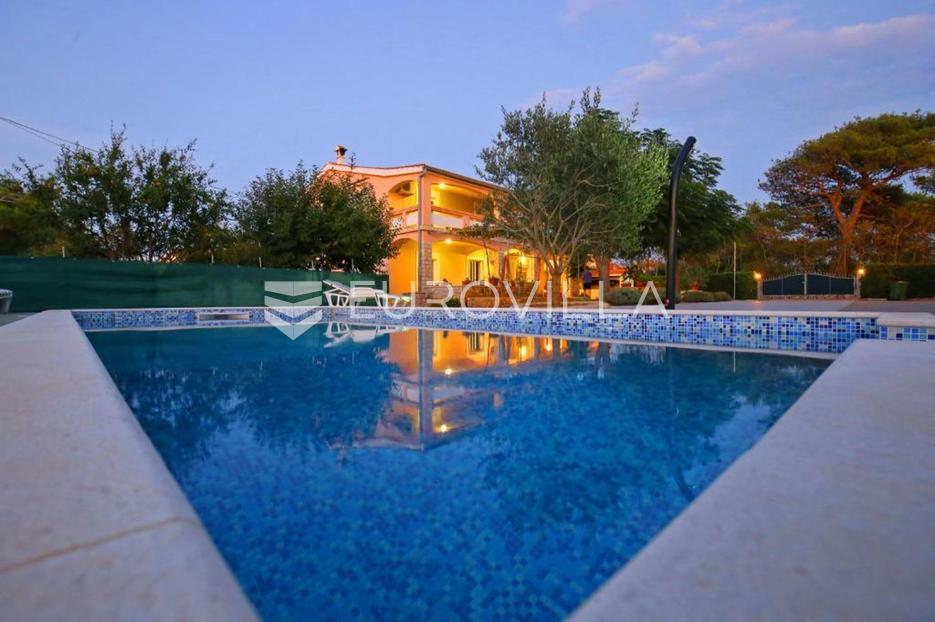Casa In vendita -  Vir