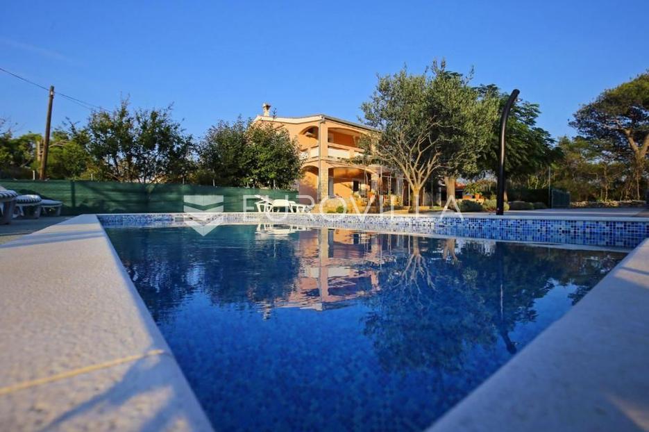 Casa In vendita -  Vir