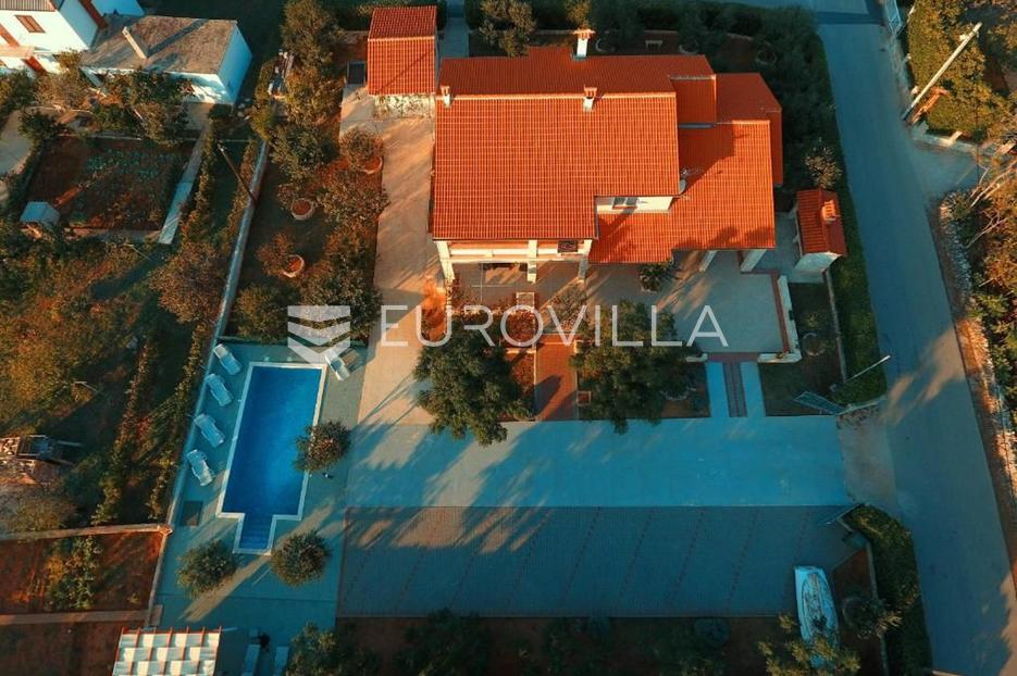 Casa In vendita -  Vir