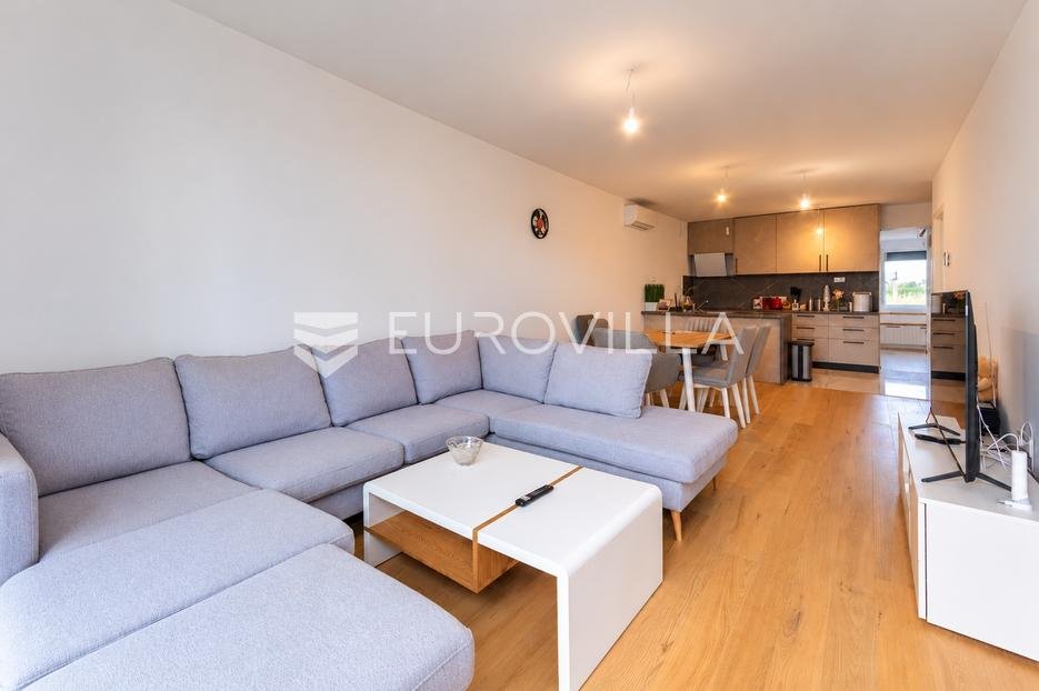 Appartement À vendre - Varaždinska Varaždin - Okolica - foto 1/7