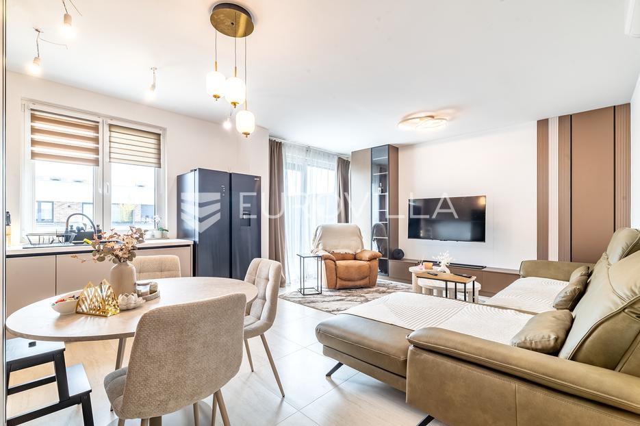 Flat For sale Sloboština