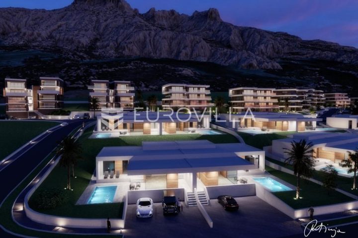 Land for sale 632 m² – Cesarica