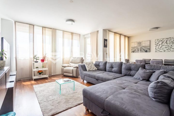 Flat for sale 127 m² – Kman