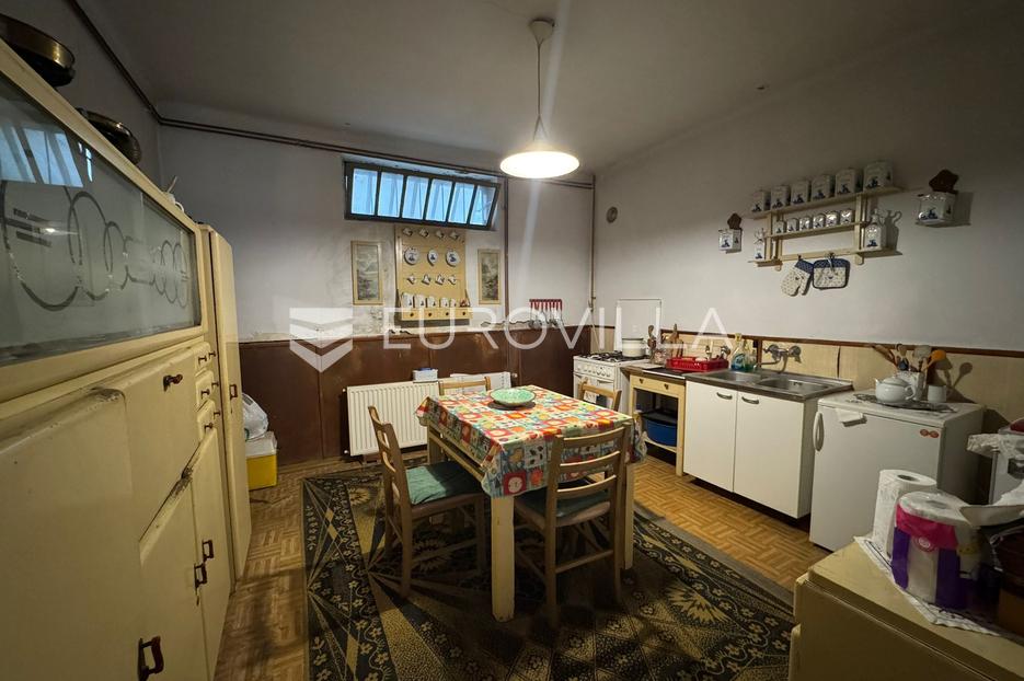 Maison À vendre - Osječko-baranjska Đakovo