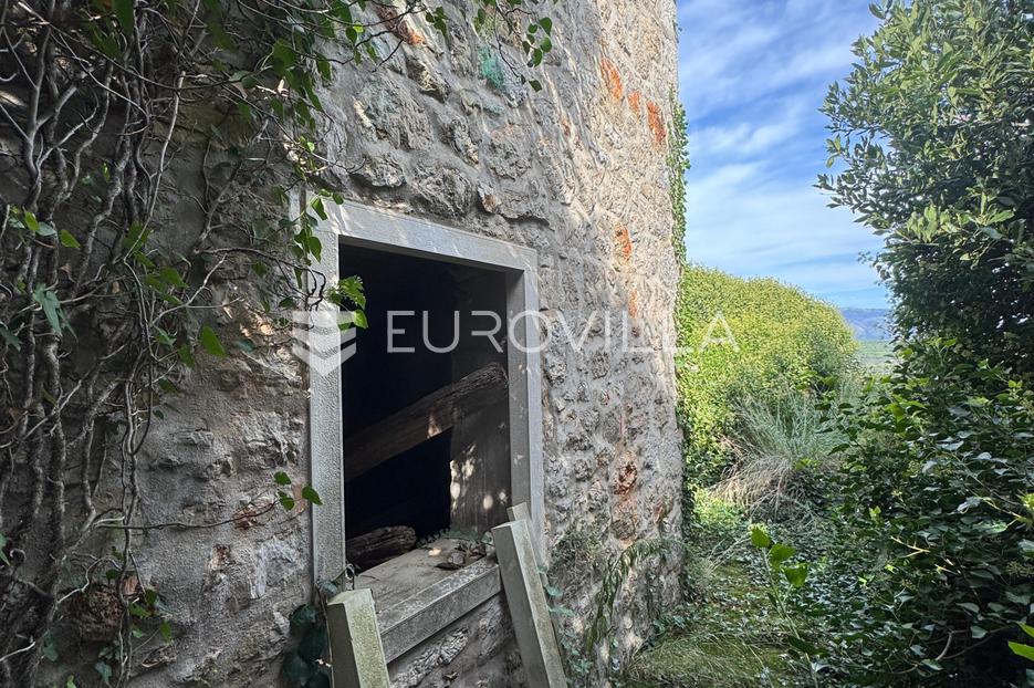 Hiša Na predaj -  Stari Grad